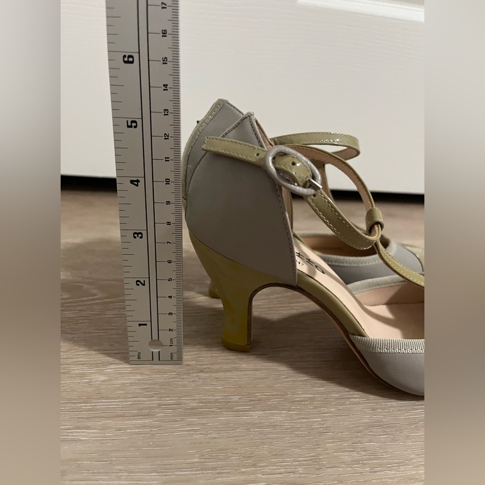 Repetto Baya T-Strap Kitten Heels Vintage style size 36 - Picture 3 of 6